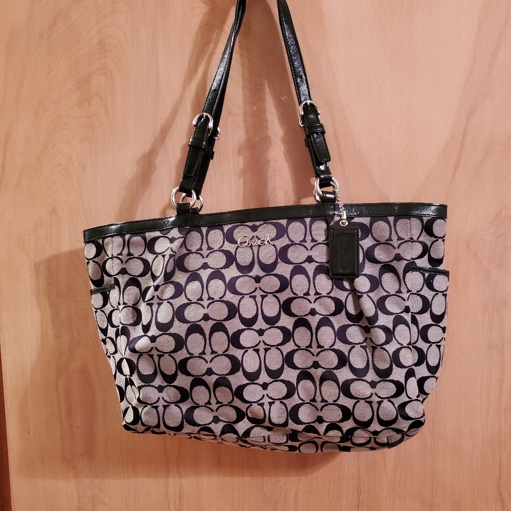 COACH Gallery Signature Tote bag
